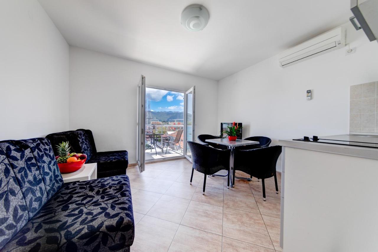Apartments Tamaris Tivat Exterior foto